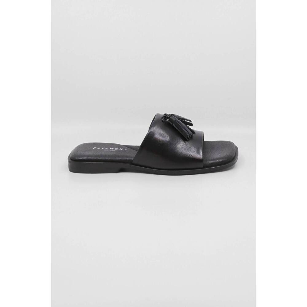 NEW PAVEMENT women's paulina sandals in black